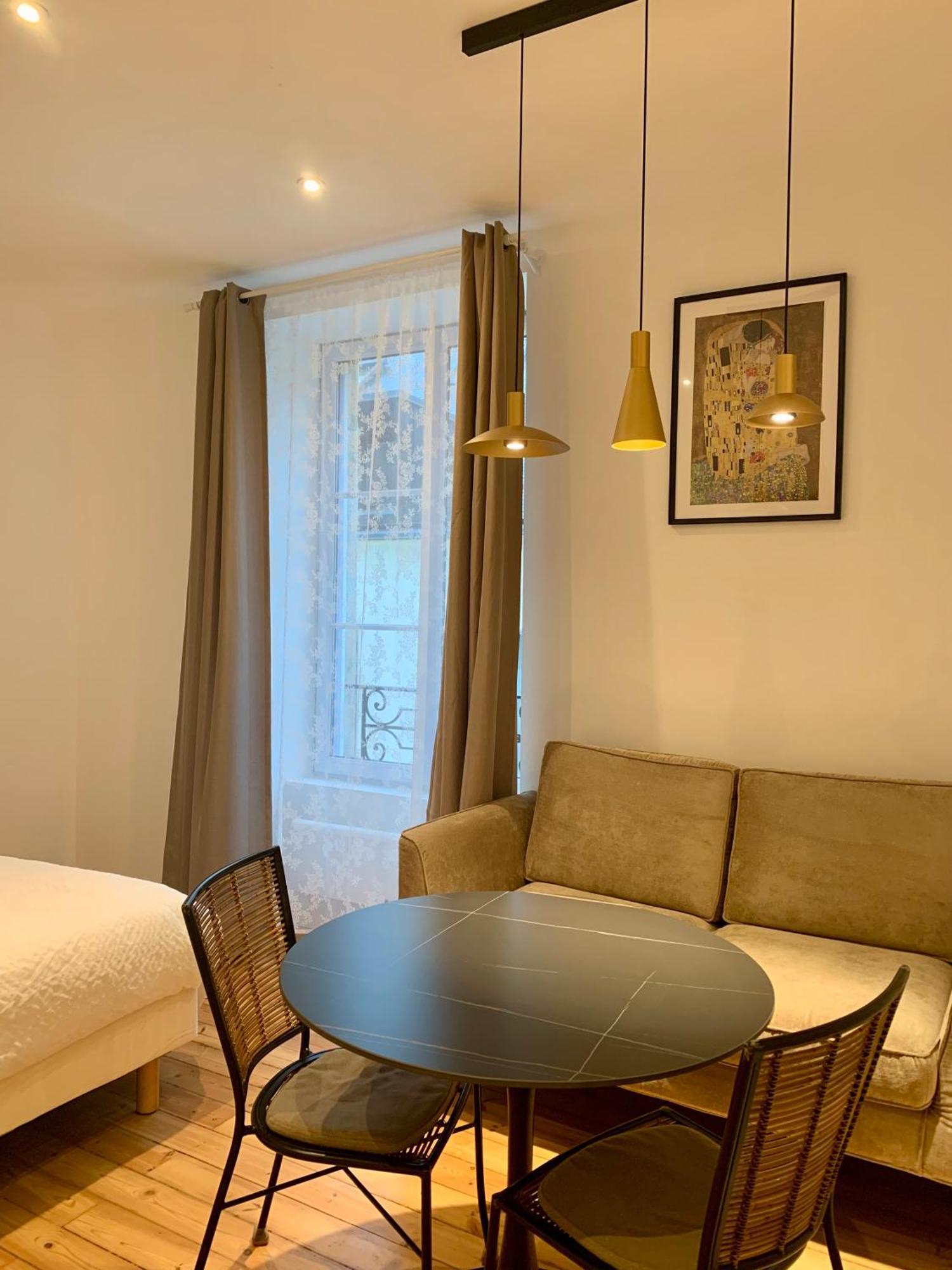 La Belle Odet' - Choix D'Appartements- Centre Ville-Quais Кимпер Екстериор снимка